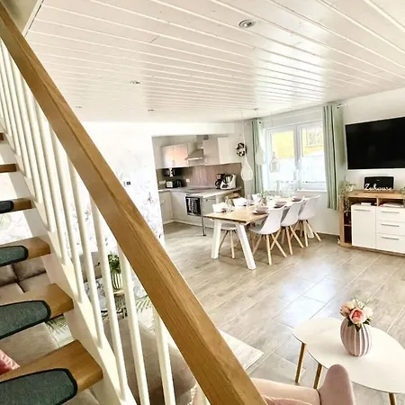 Holiday home Meadow Piece Of Modern Retreat